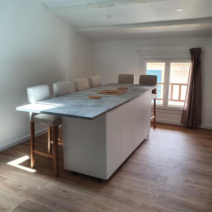 Duplex Sous Les Toits Apartman Riez Kültér fotó