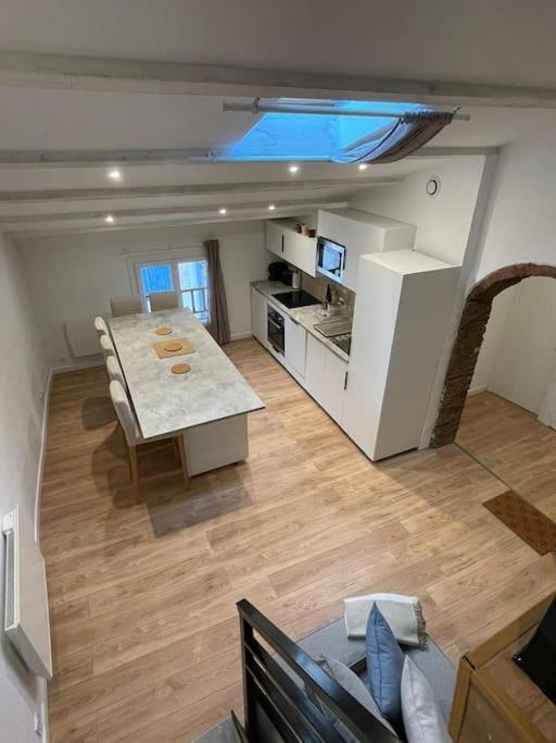 Duplex Sous Les Toits Apartman Riez Kültér fotó